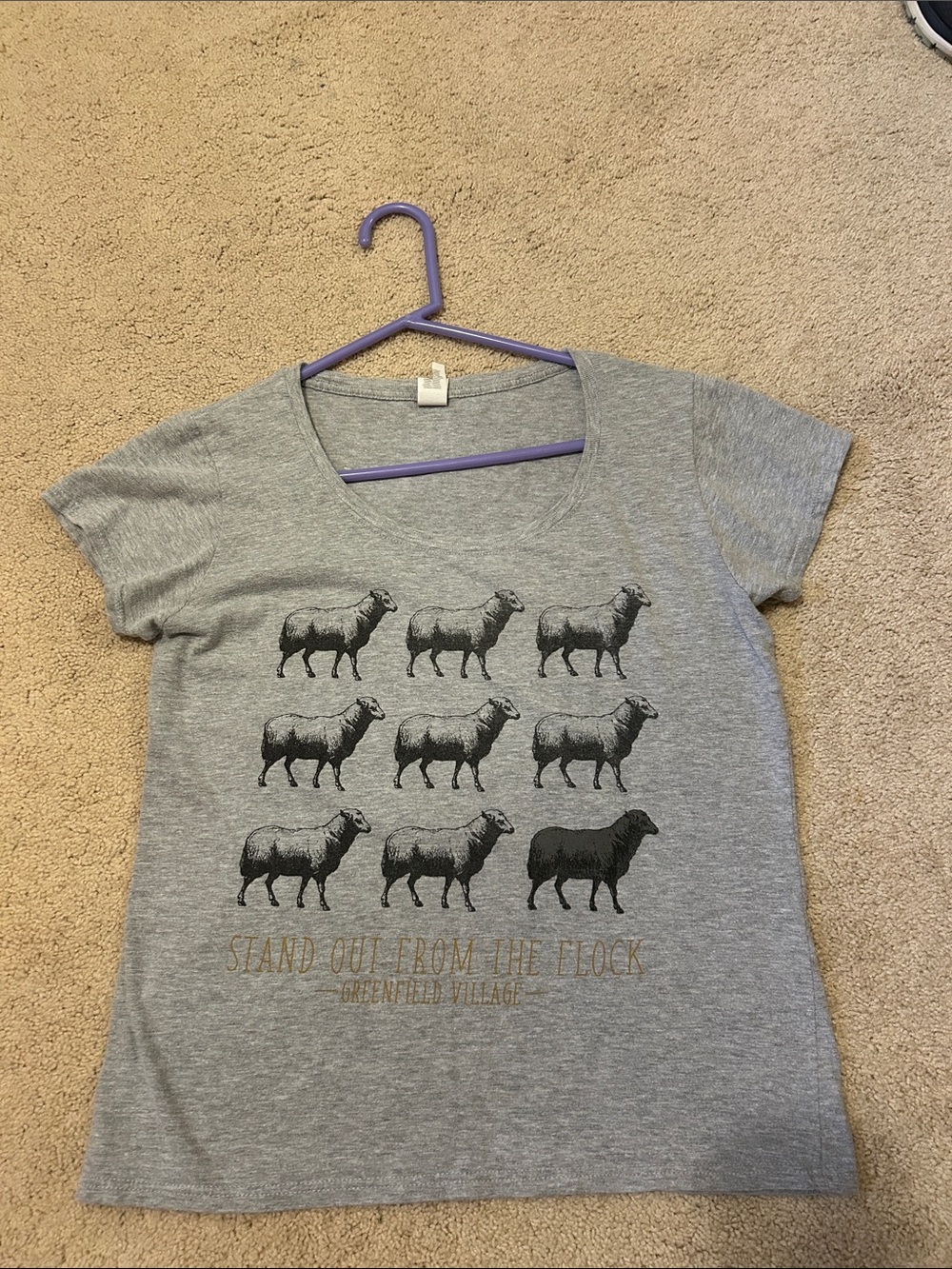 Black Sheep Gray Tshirt Size Small